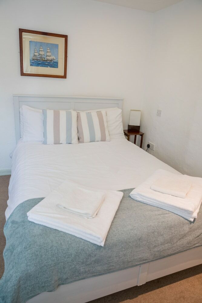 Aparthotel Route 2 Topsham