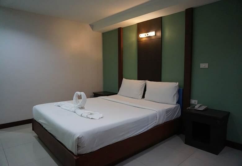 Hotel The Room Resident Chiang Rai