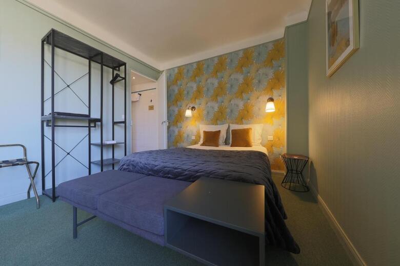 Hotel H�tel Azur Reims