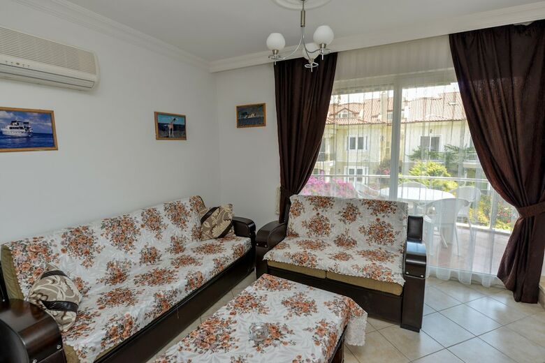 Sunset Beach Villas And Apartments