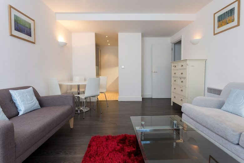 1 Bedroom Apartment Near Brick Lane