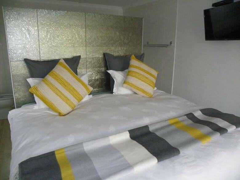Hotel Blue's Guest House