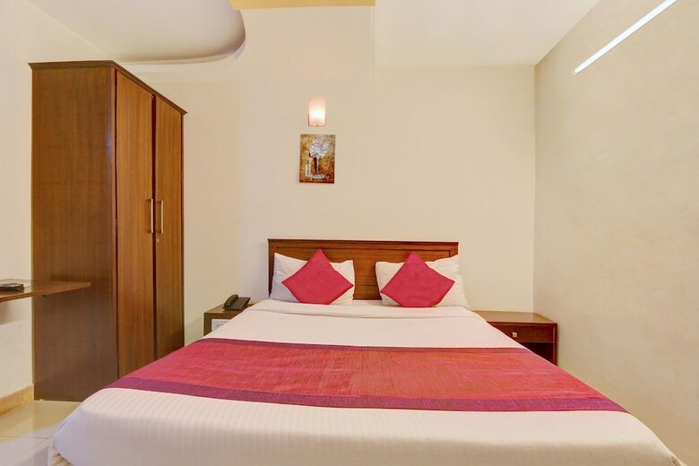 Hotel Oyo 8002 Sri Sai Inn