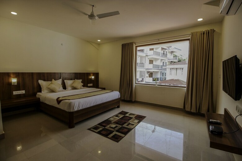 Apartamentos Oyo 9891 Home Poolside 2bhk Villa Thalassa