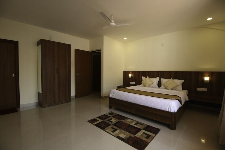Apartamentos Oyo 9891 Home Poolside 2bhk Villa Thalassa