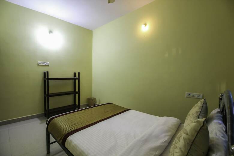 Oyo 10742 Home Spacious 4bhk Villa Mapusa