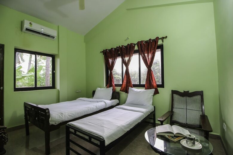 Oyo 10742 Home Spacious 4bhk Villa Mapusa