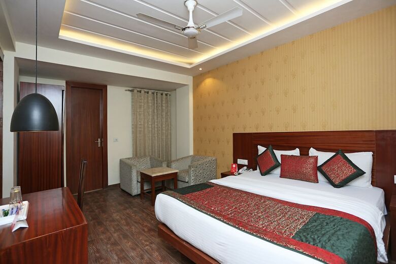 Oyo 443 Hotel Lohias