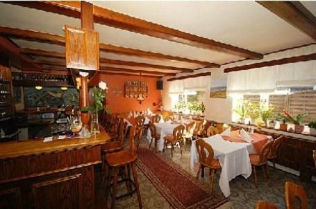 Hotel Und Restaurant Petit Robby