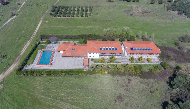 Azapiko Blue Sea Hotel