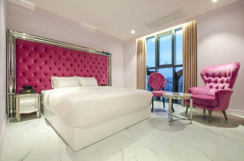 Hotel The Designers Premier Kondae
