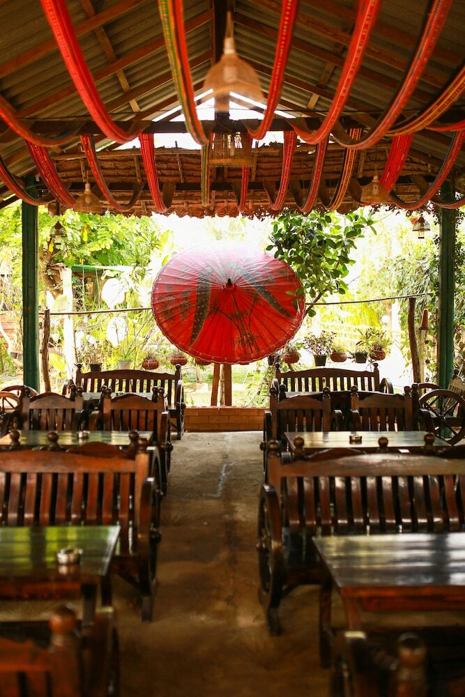 Hotel Karen Eco Lodge