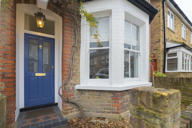 Traditional Home In Kew Gardens