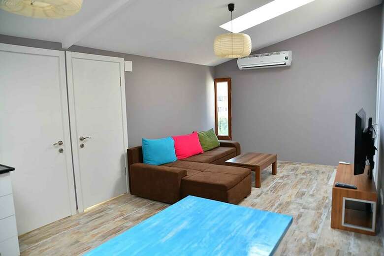 Vavilla Apartment