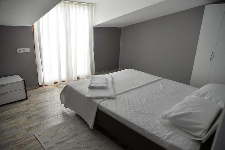 Vavilla Apartment