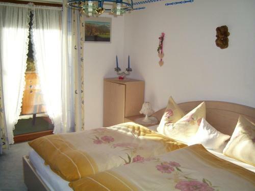 Hostal Pension Herzogh�usel