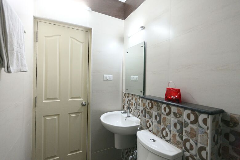 Hotel Oyo 3193 Apartment Gem Parc