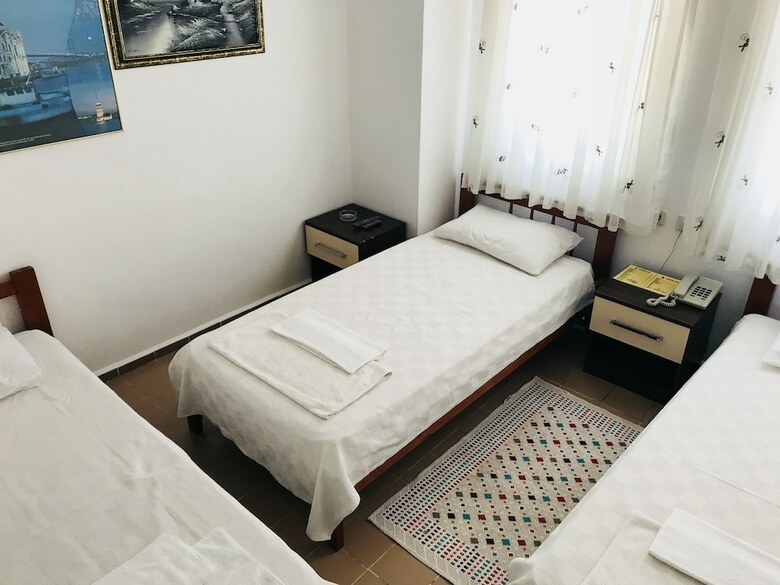 Hotel Cam Otel