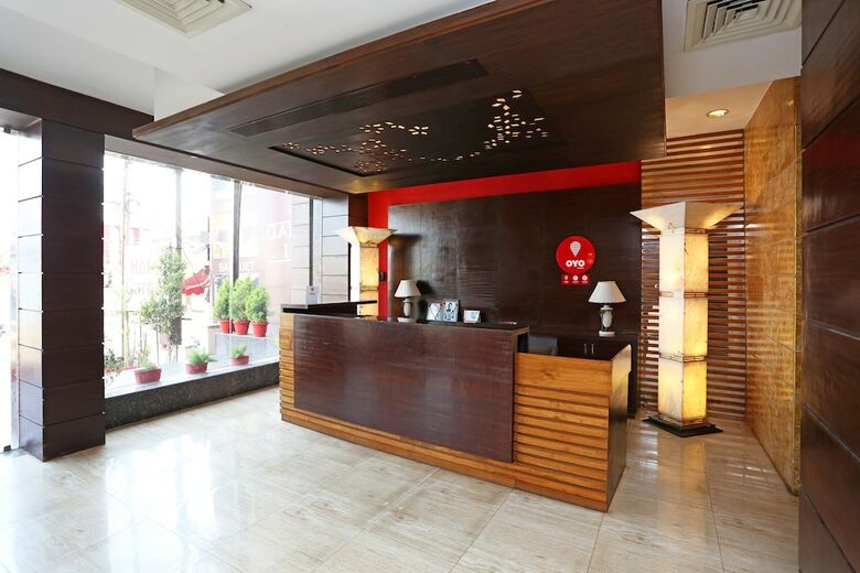 Oyo 9580 Hotel Garnet Inn