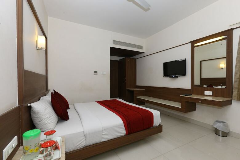 Hotel Oyo 4658 Akil Residency