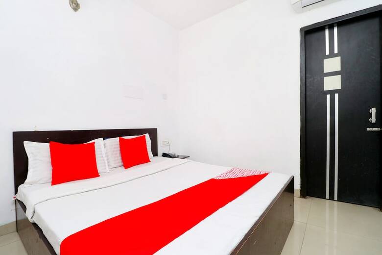 Hotel Oyo 6785 Sunder Bus Stand