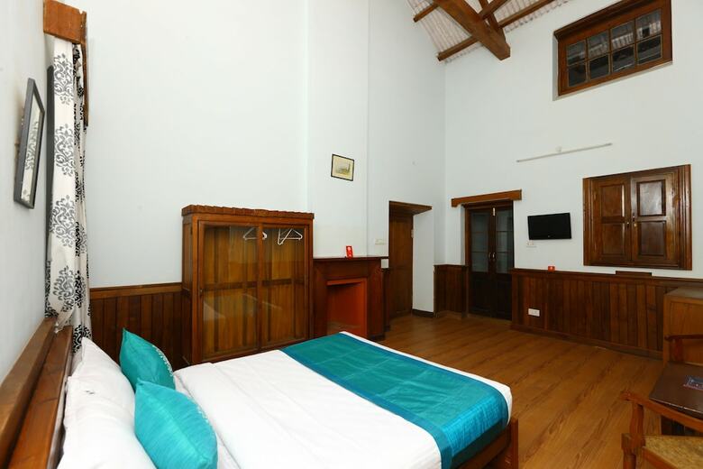 Hotel Oyo 9080 Hillwood Cottages