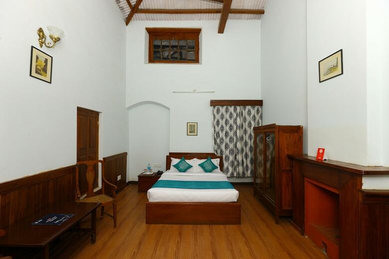 Hotel Oyo 9080 Hillwood Cottages