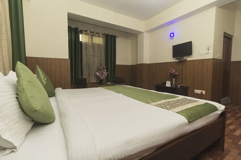 Oyo 7431 Hotel Tushita