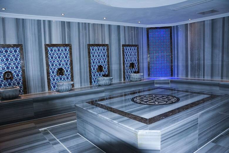 Winter City Hotel