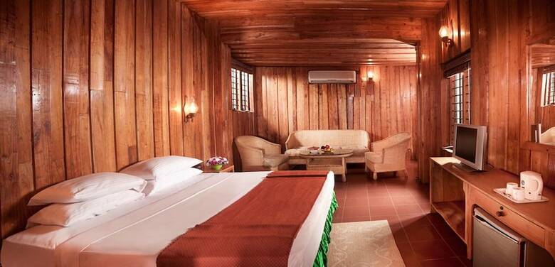 Hotel Thekkady - Woods N Spice