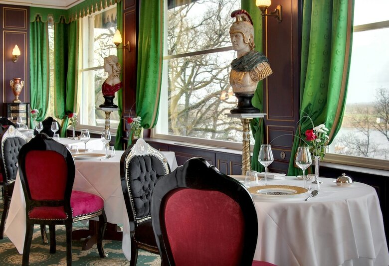 Hotel Ch�teau Le Prieur� - Younan Collection