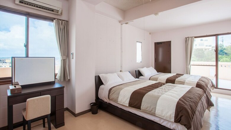 Apartamentos Kariyushi Condominium Resort Mezon Max