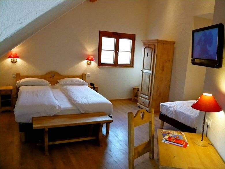 Brit Hotel Confort La Ferme Du Pape
