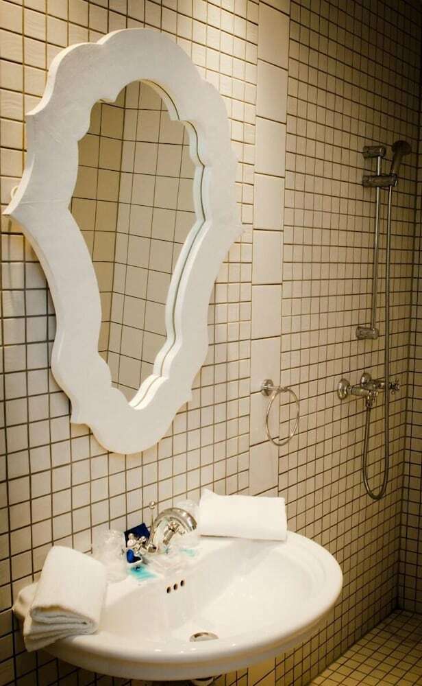 Brit Hotel Confort La Ferme Du Pape