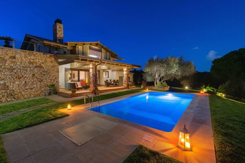 Blue & Green Villa