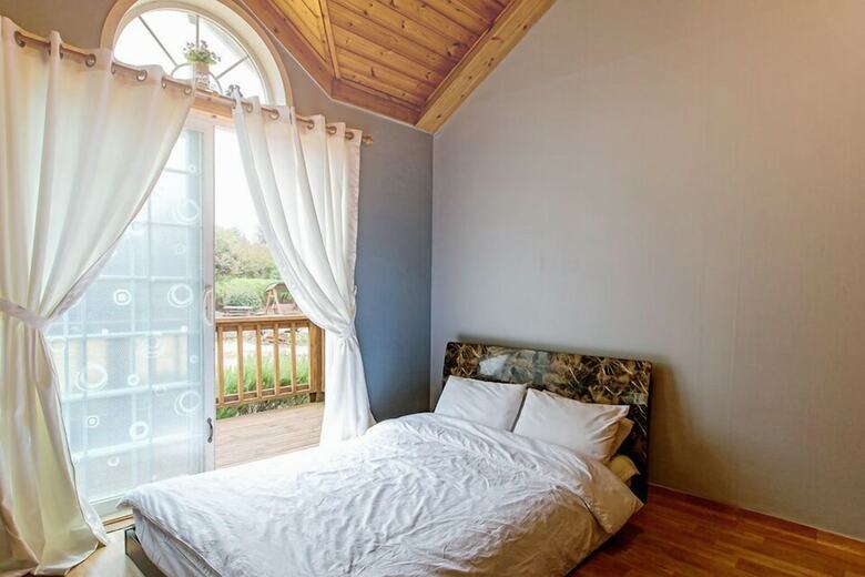 Pension Jeju Good House