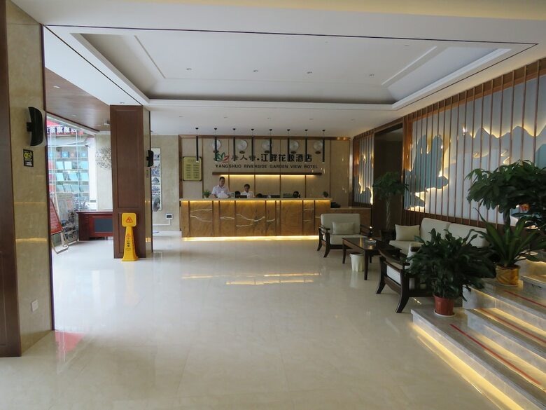 China Town Riverside Garden View Hotel