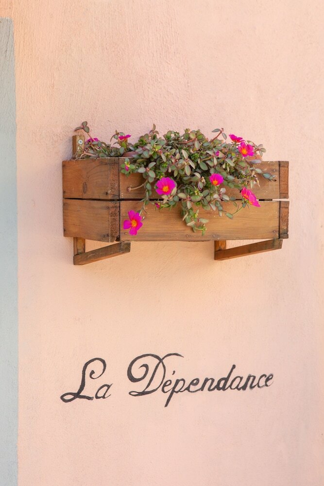 Hotel D�pendance Due Passi Dal Centro Di Lucca
