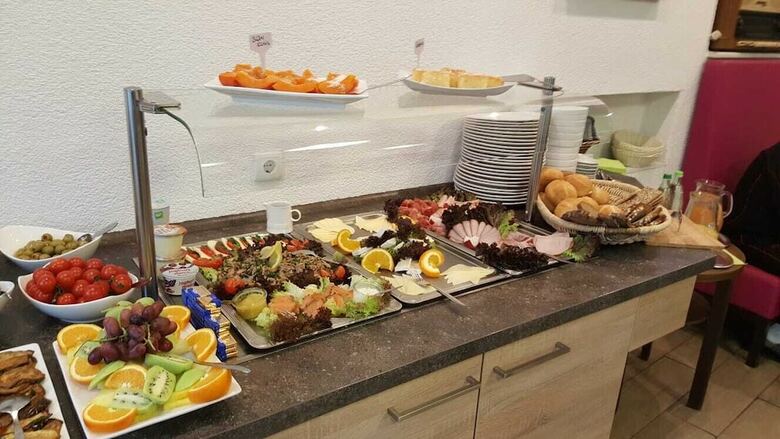 Hostal Pension Altstadt Garni