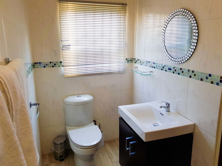 Hotel Estoby Executive Guesthouse