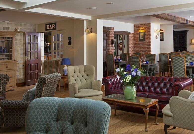 The Moonraker Hotel, Bw Signature Collection