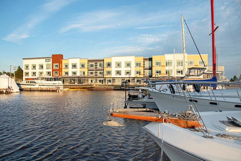Hotel Fairfield Inn & Suites By Marriott Duluth Waterfront