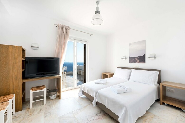Vathi Bleu Private Villas