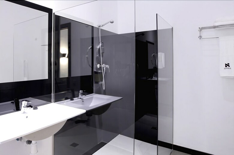 Pension Amra Barcelona Caspe