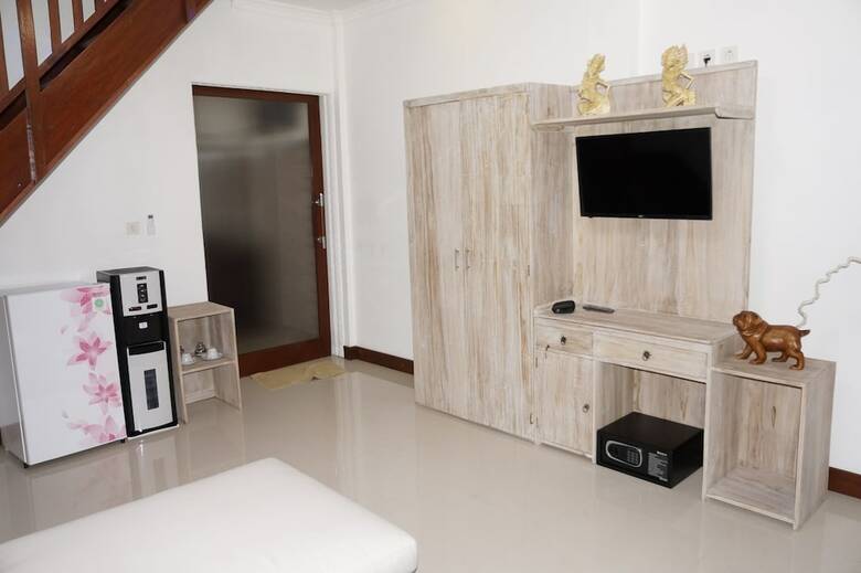 Bed & Breakfast Aldi's Bungalow And Homestay