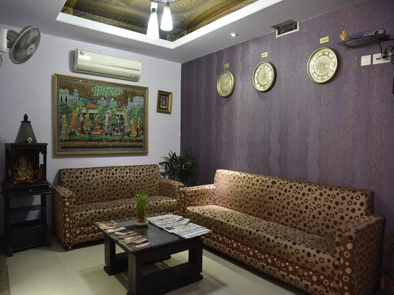 Oyo 8040 Hotel Ananta Inn