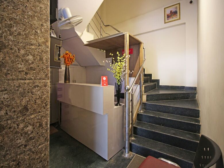 Hotel Oyo 2895 Cosy Tree Rooms
