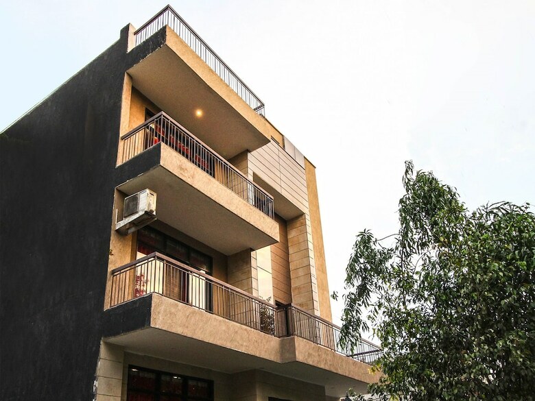 Hotel Oyo Flagship 273 Noida Expressway Sez