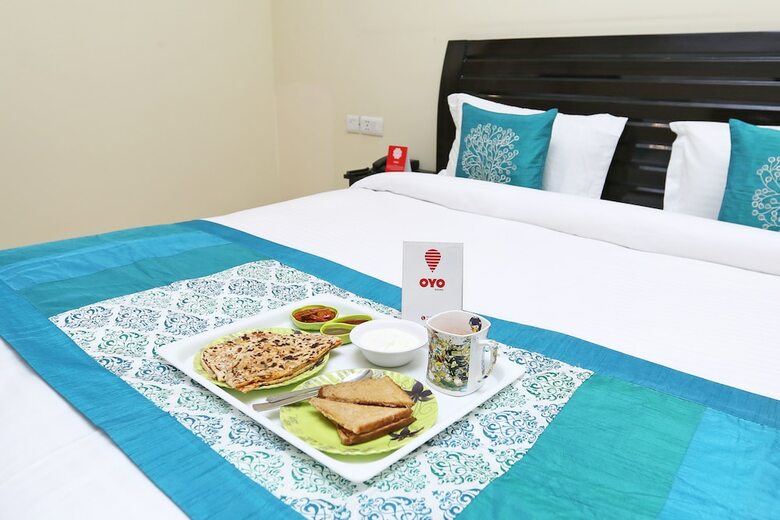 Hotel Oyo 9072 Noida Dreamz