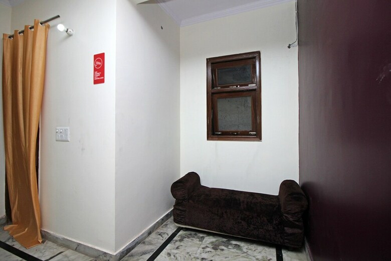 Oyo 9192 Hotel Raghav Residency
